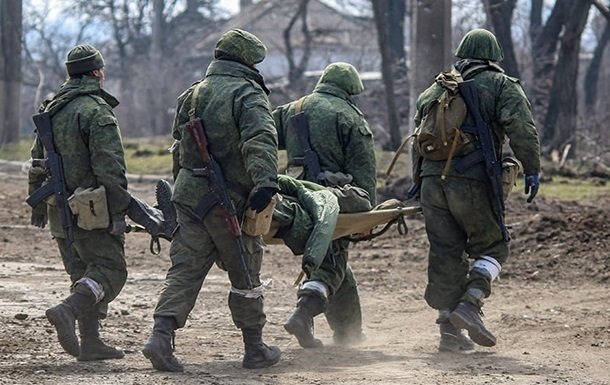 В Ростові поранених російських солдатів повикладали на асфальт під сонце: відео ➤ Prozoro.net.ua