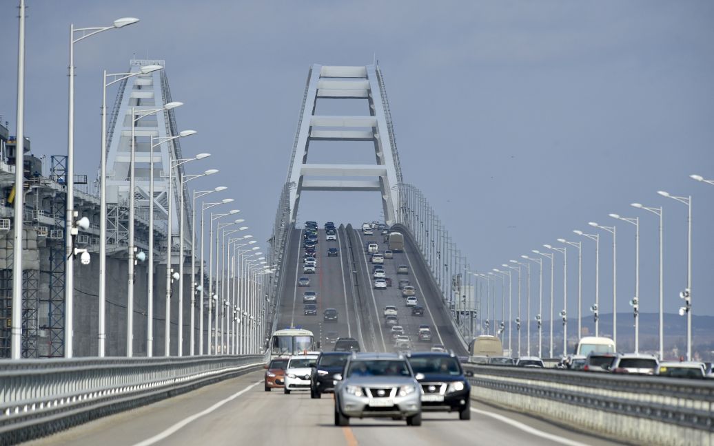 З’явилися нові супутникові знімки ремонту Кримського мосту після “бавовни” ➤ Prozoro.net.ua