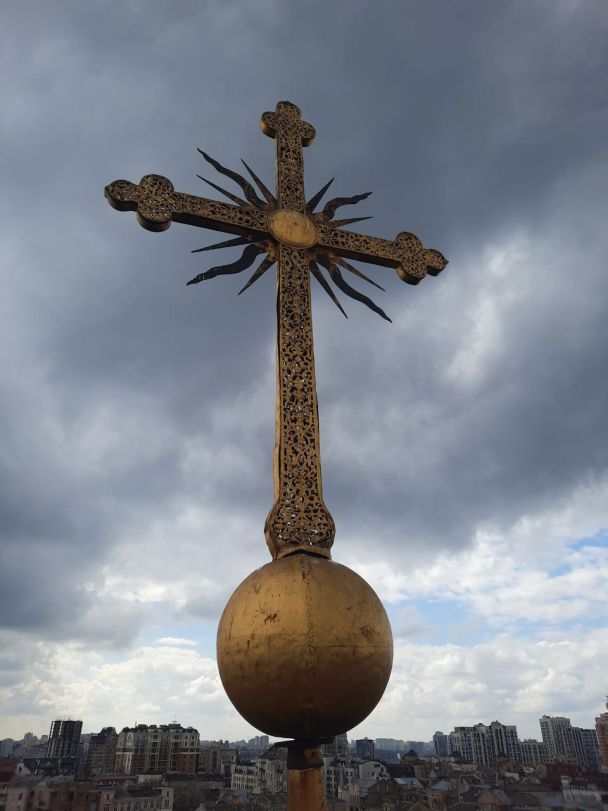 Центральний хрест Софійського собору