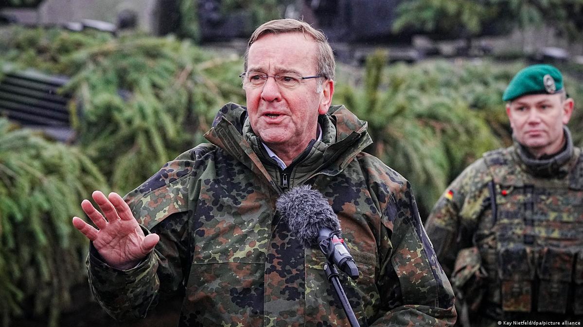 Війна РФ з НАТО можлива: міністр оборони Німеччини  