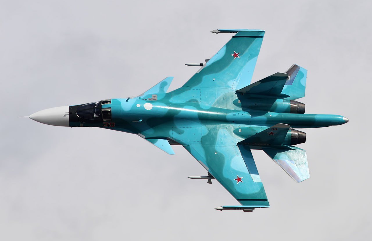 На Луганщині збито російський бомбардувальник Су-34