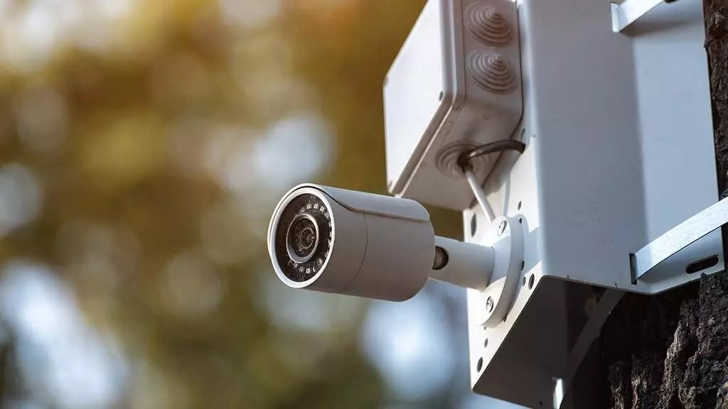 Тисячі камер спостереження в Україні передають інформацію в Китай – ЗМІ