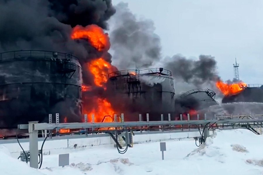 У Курській області горіла нафтобаза: відео 