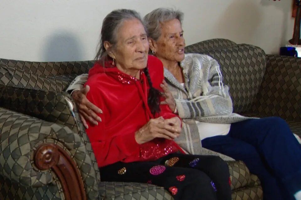 Близнючки возз’єдналася після 81 року розлуки: як їм вдалося зустрітися