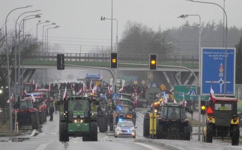 Польські фермери зупинили акцію протесту на кордоні з РФ ➤ Prozoro.net.ua