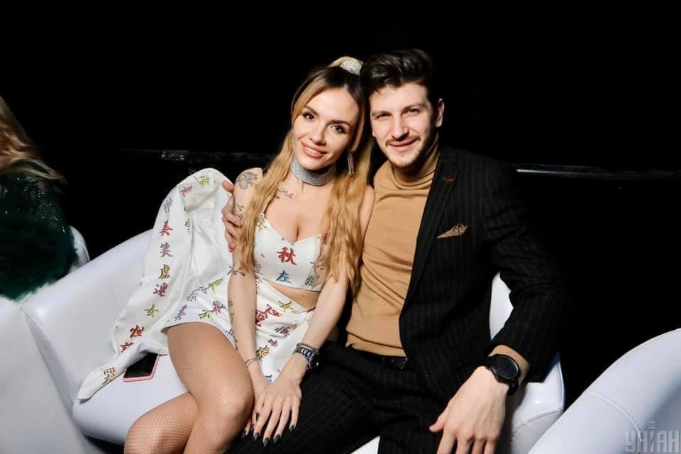 Відома українська співачка зізналася, що на межі розлучення  ➤ Prozoro.net.ua