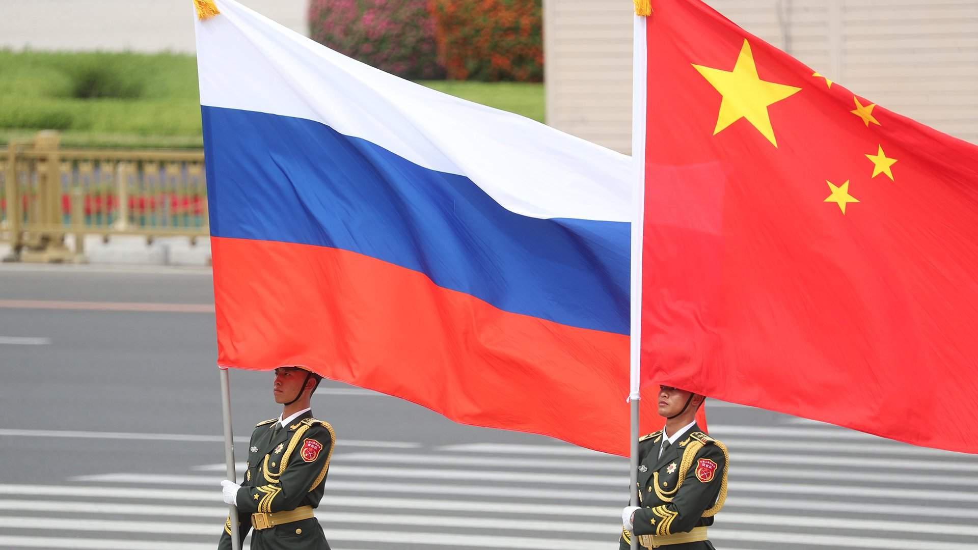 Китай відмовився від участі у мирному саміті щодо України