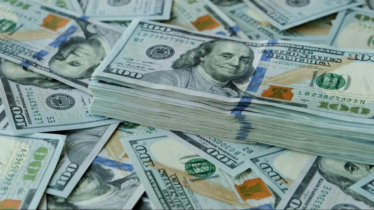 Курс долара в Україні: до чого готуватися