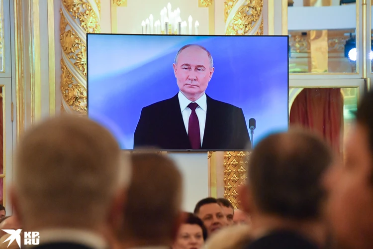 Яким намагався себе виставити Путін: в ISW оцінили зустріч диктатора з командуванням 