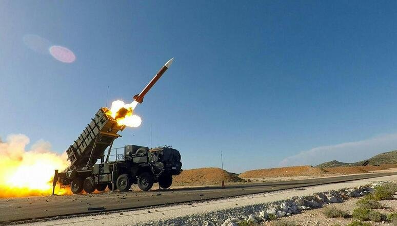 Іспанія передала Україні ракети для Patriot та танки Leopard
