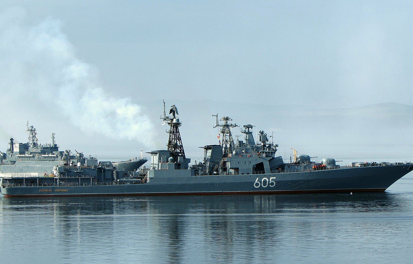 У Баренцовому морі палає російський великий корабель «Адмірал Левченко» ➤ Prozoro.net.ua