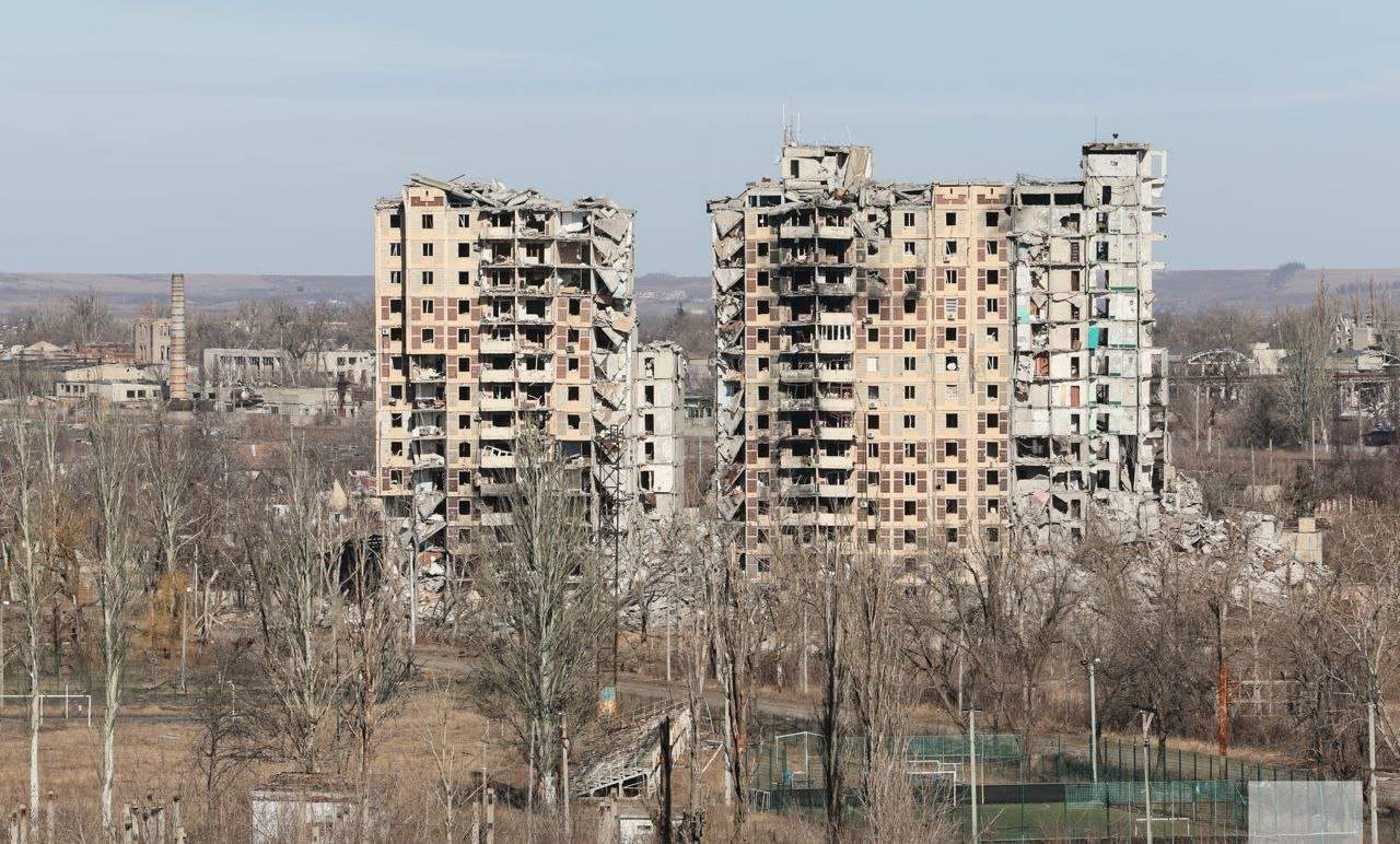 Без посилення західної допомоги два міста на Донеччині очікує доля Бахмута