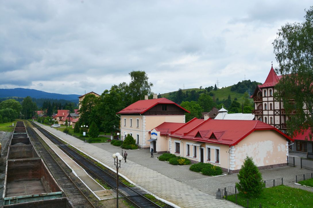 На залізничних станціях Прикарпаття будуть перевіряти туристів ➤ Prozoro.net.ua