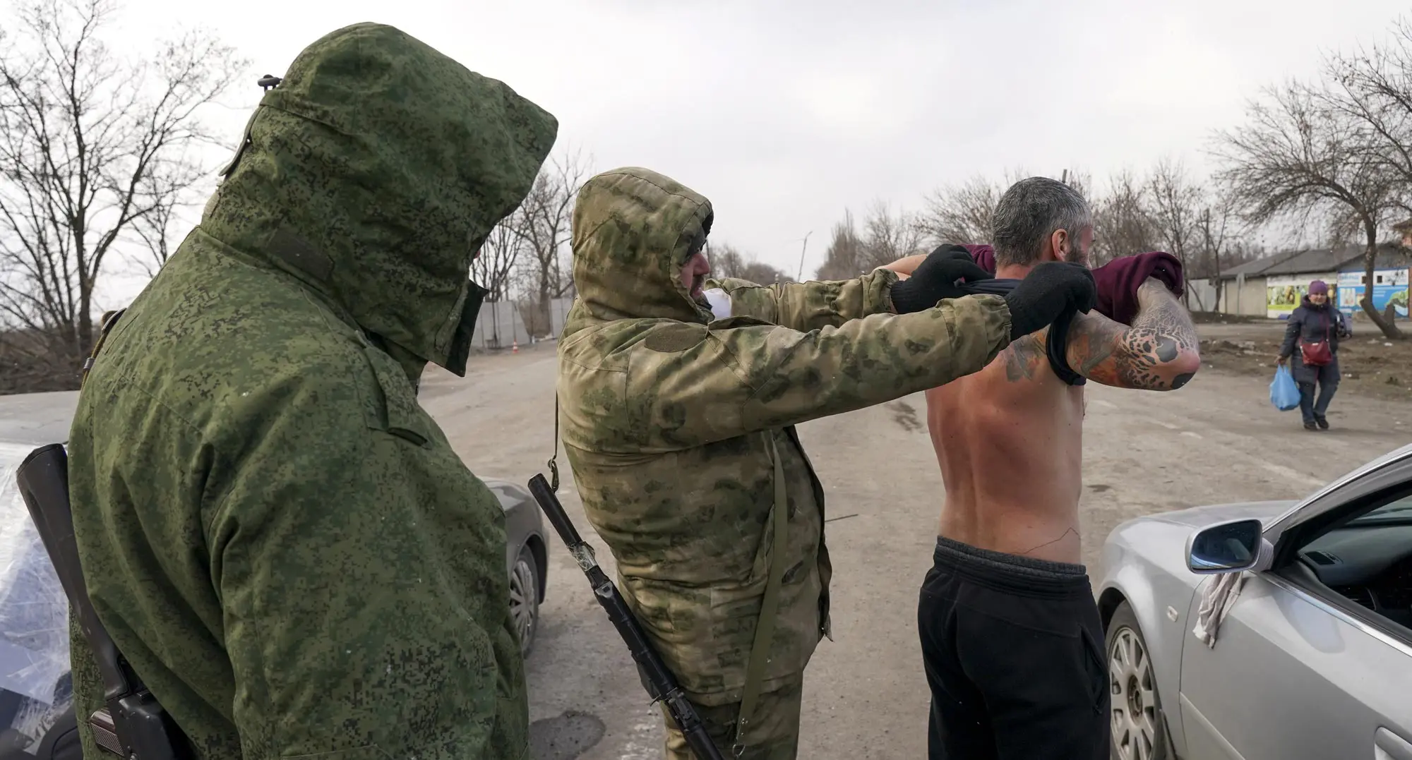 окупанти полон обшук російські