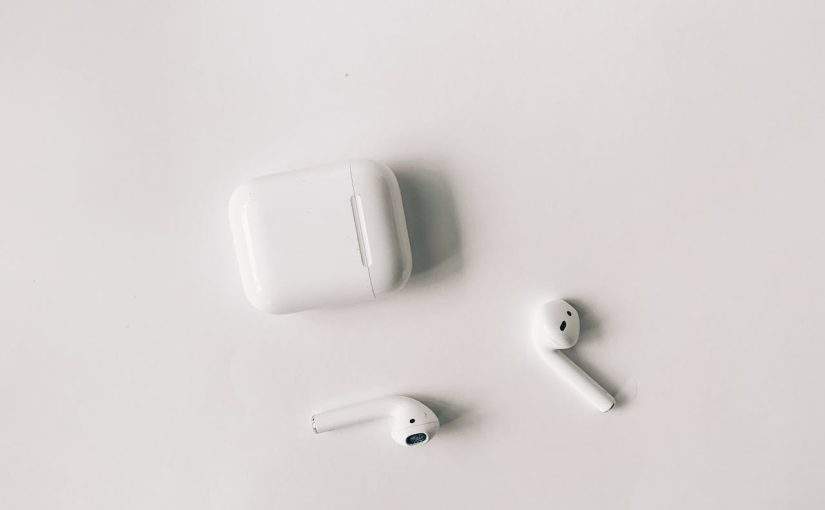 Жінка відстежила AirPods і жахнулася, де їх знайшла ➤ Prozoro.net.ua