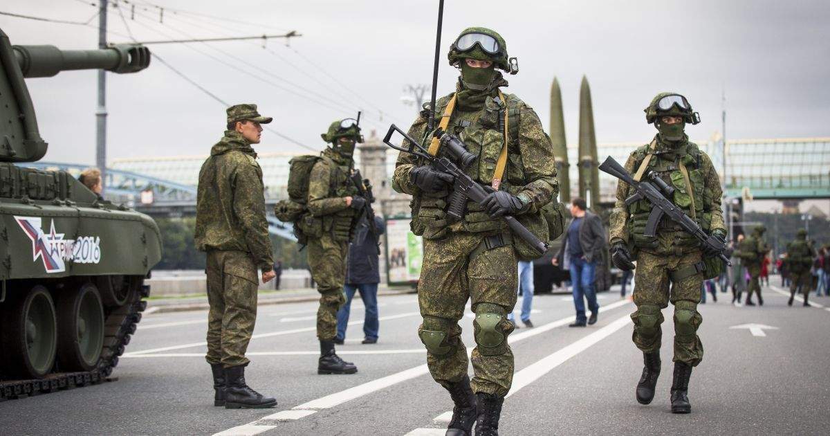 Армія РФ стирає Куп’янськ з лиця землі