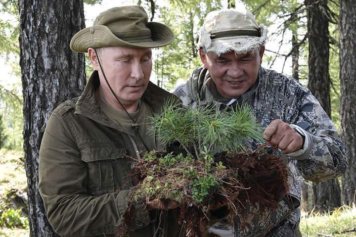 Нарада Путіна з шаманами щодо війни в Україні: що тепер зміниться