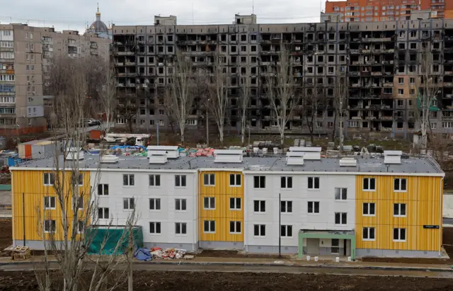 У Маріуполі житло в нових будинках віддали заробітчанам, а не місцевим мешканцям