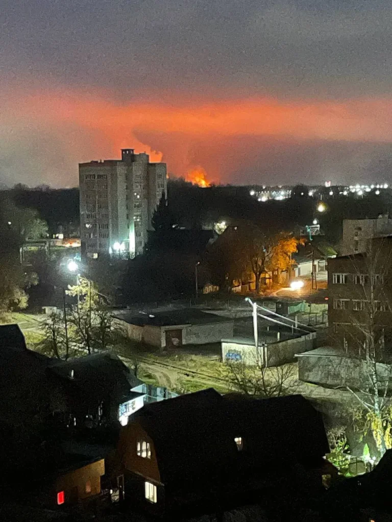 Москву атакували дрони: аеропорти закриті, введено план “ковьор”