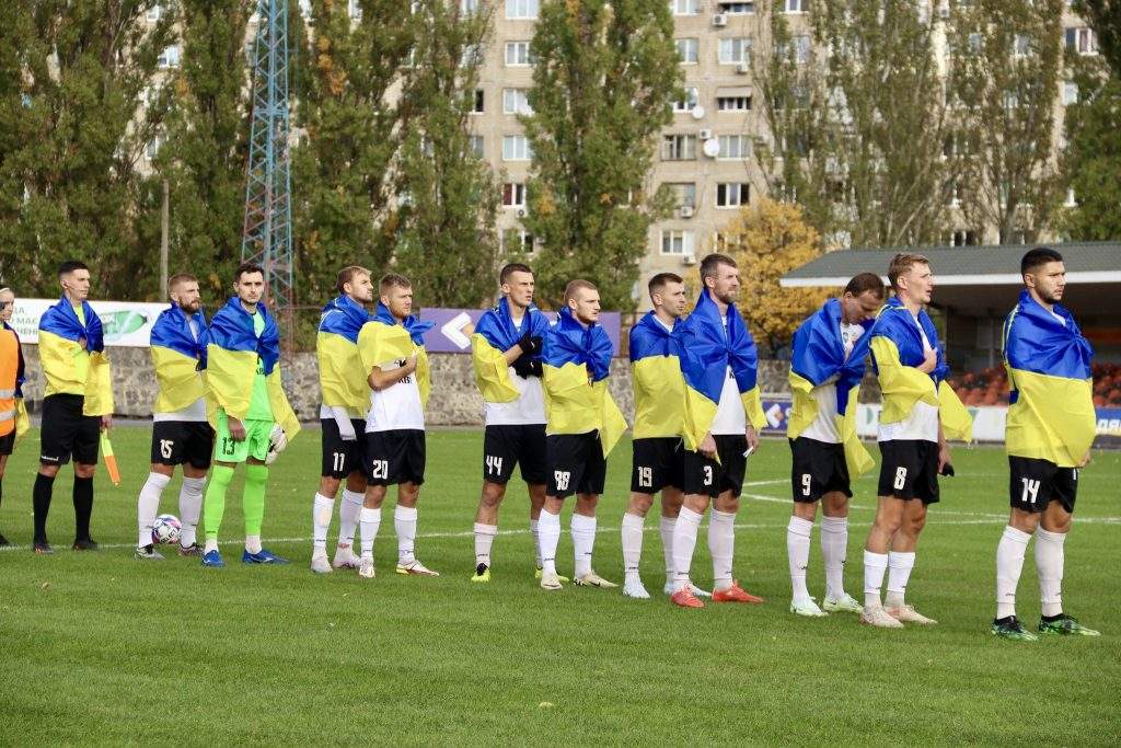 Автобус з українським футбольним клубом забрали до ТЦК та виписали повістки