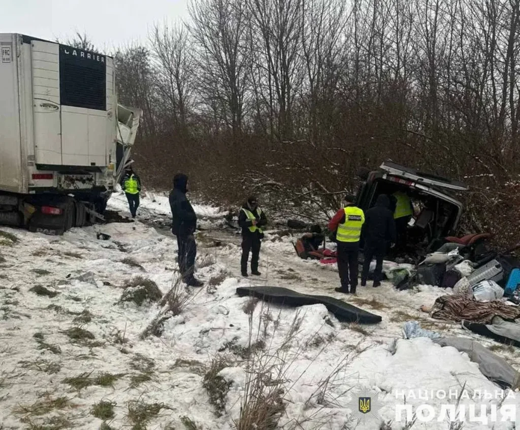 Водій BMW убив семеро людей: серед жертв — ексвійськовослужбовець та донька співачки,ДТП на Львівщині: загинув доброволець бригади Лють,Загинула донька Ірини Борисюк,Богдан Лаврентьєв