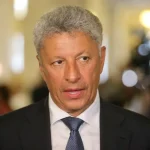 Грав на скрипці й вивчав вибухівку: яким був у молодості скандальний політик Юрій Бойко ➤ Prozoro.net.ua