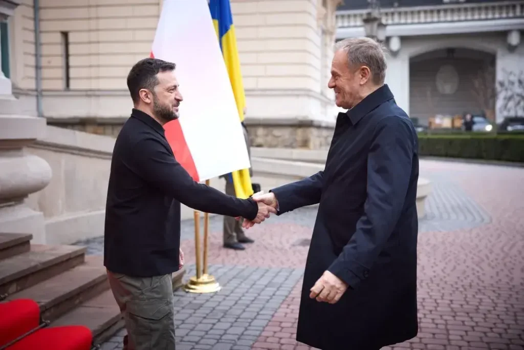 Туск: Польща не може віддати Україні все,Туск висловив підтримку Україні,Подальша допомога Україні від Польщі