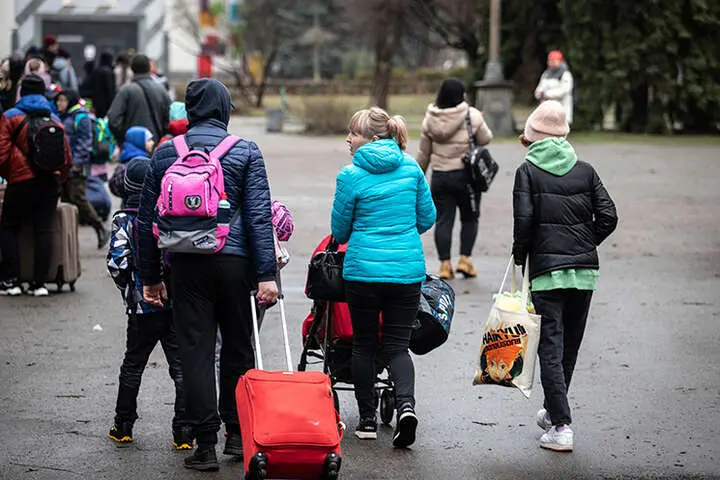 Переселенці повертаються в окупацію: чому так сталося та що з цим робити