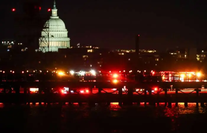 У США гелікоптер зіткнувся з пасажирським літаком, подробиці авіакатастрофи (фото, відео) ➤ Prozoro.net.ua