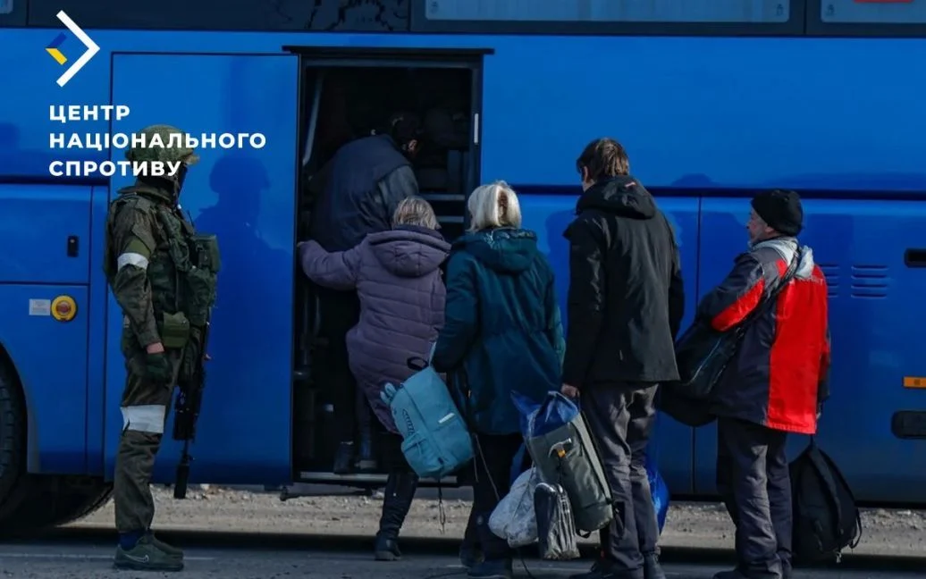 Окупанти відкрили новий фільтраційний табір на ТОТ: людей примусово звозять