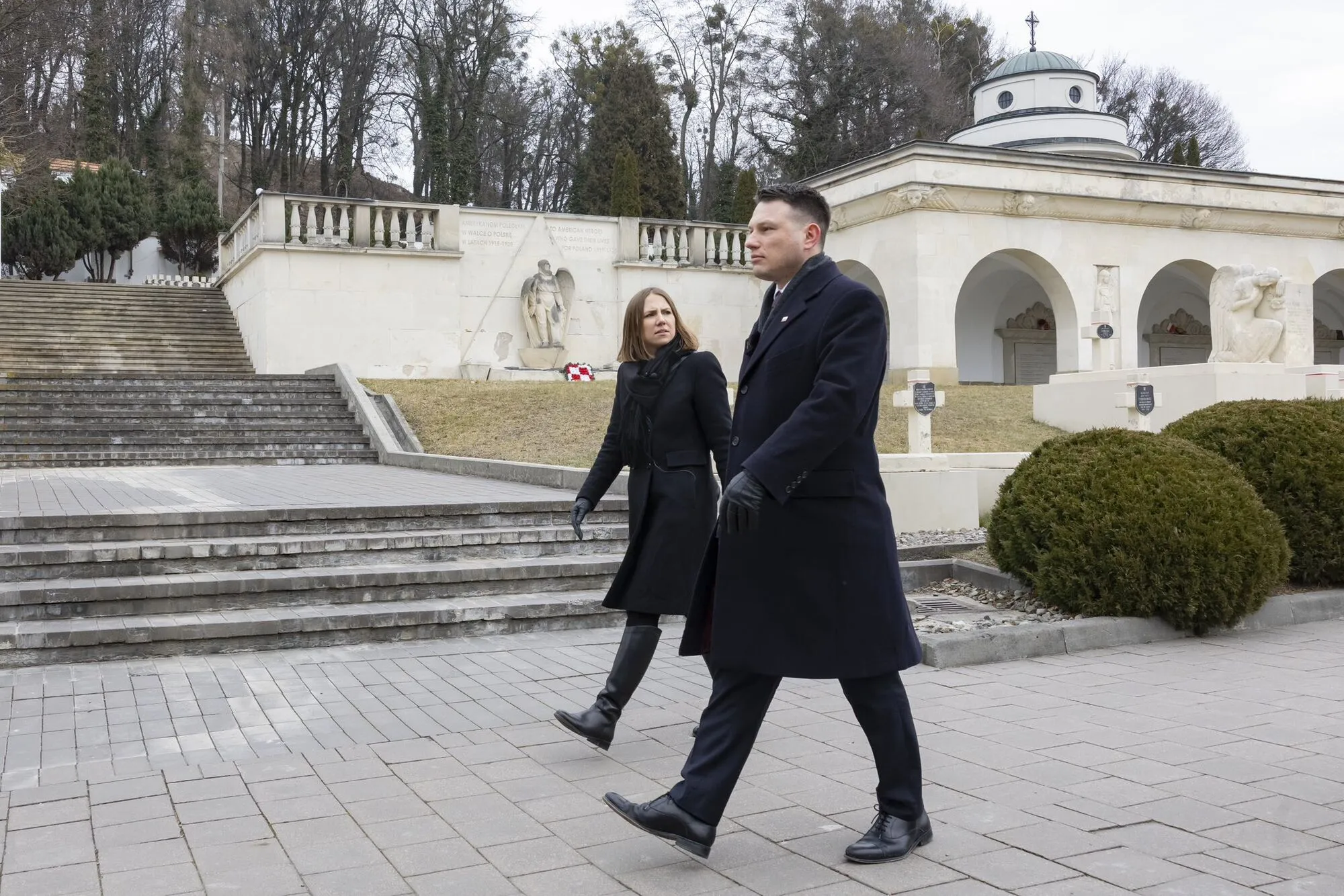 Кандидат у президенти Польщі втрапив у скандал у Львові: націлився на Бандеру (відео) ➤ Prozoro.net.ua