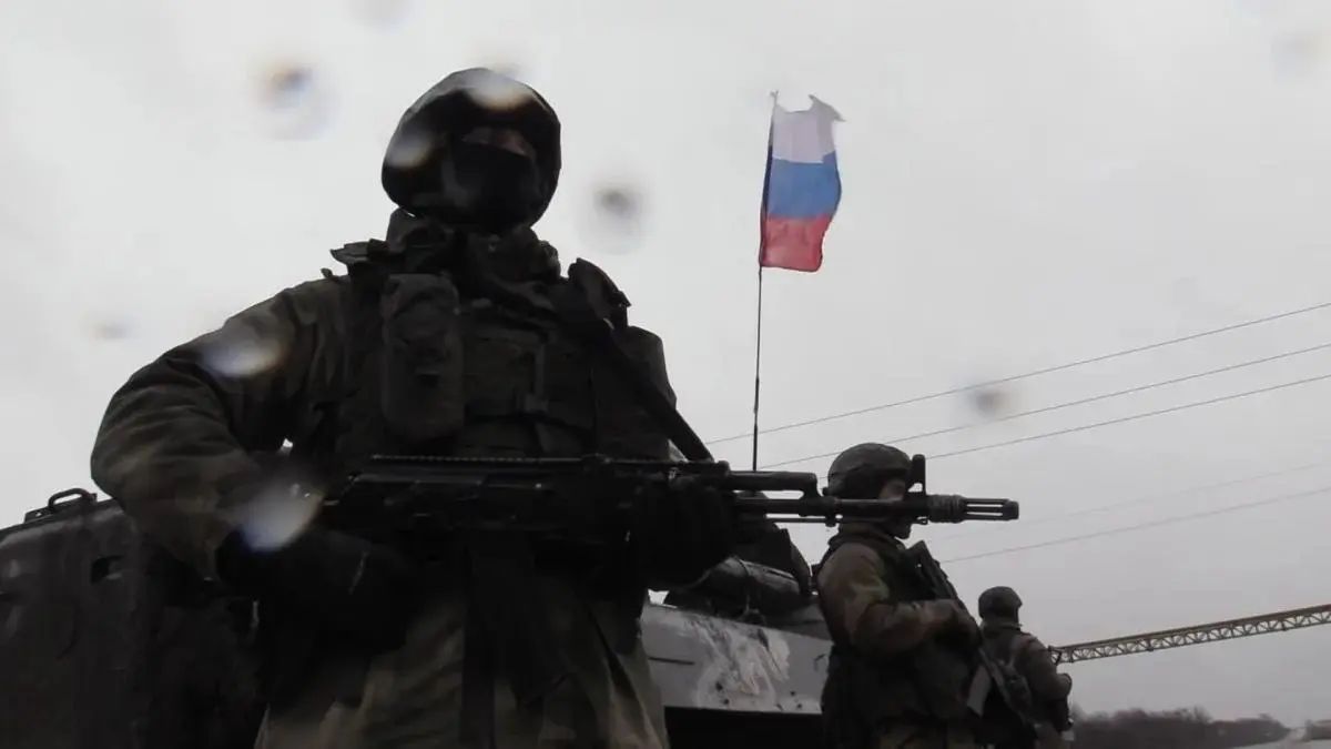 Росія стягує 50 000 військових до кордону із Сумщиною — Зеленський  