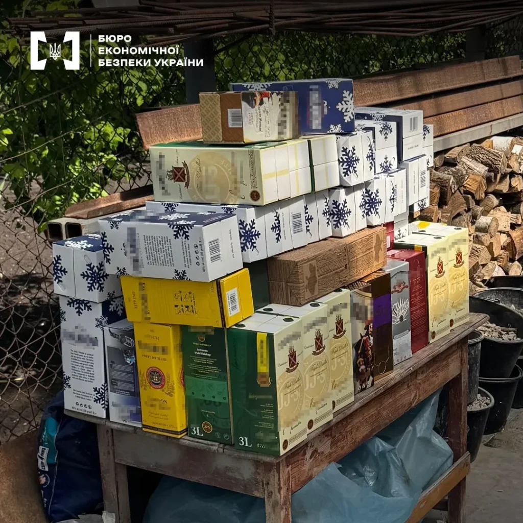 алкоголь,елітні бренди,Київська область,Бюро економічної безпеки,алкогольний цех алкоголь алкоголь фальсифікат