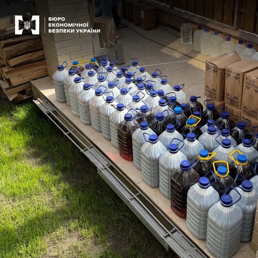 алкоголь,елітні бренди,Київська область,Бюро економічної безпеки,алкогольний цех алкоголь алкоголь фальсифікат