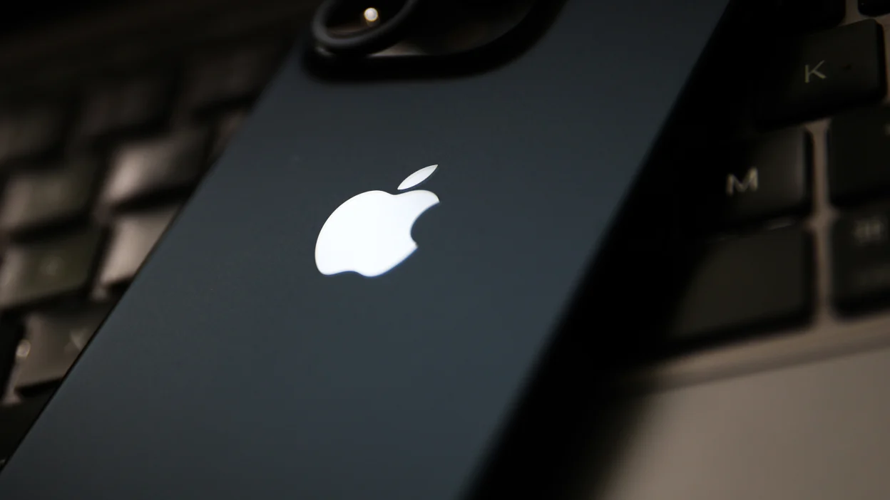Apple попередила про масову хакерську атаку на користувачів iPhone ➤ Prozoro.net.ua