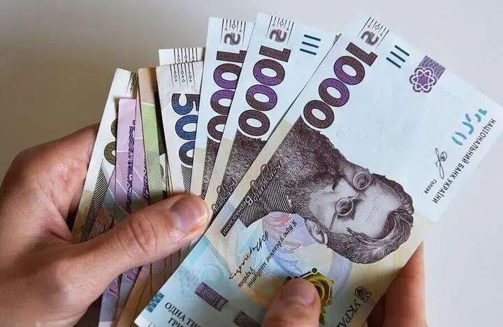 Мінімальна зарплата зросте в Україні до 10 тисяч: Мінфін назвав дату