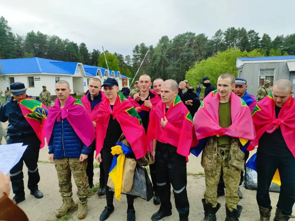 Обмін полоненими,Повернення з полону,зеленський Обмін полоненими Повернення з полону