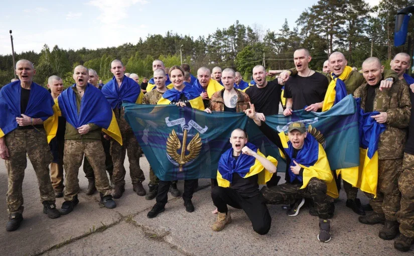 Україна та Росія здійснили рекордний обмін полоненими: звільнено 390 українців (фото) ➤ Prozoro.net.ua