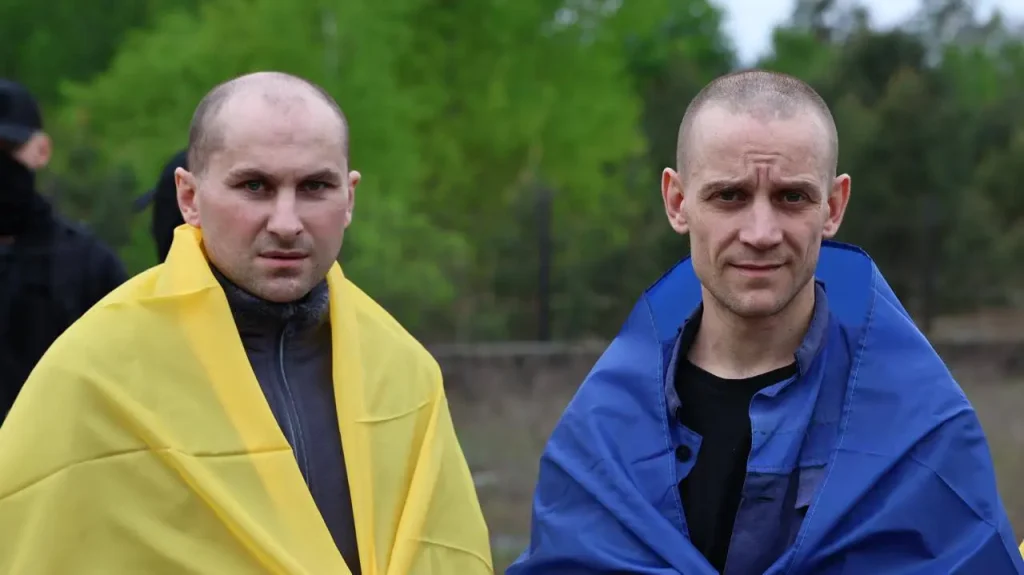 Обмін полоненими,Повернення з полону,зеленський Обмін полоненими Повернення з полону