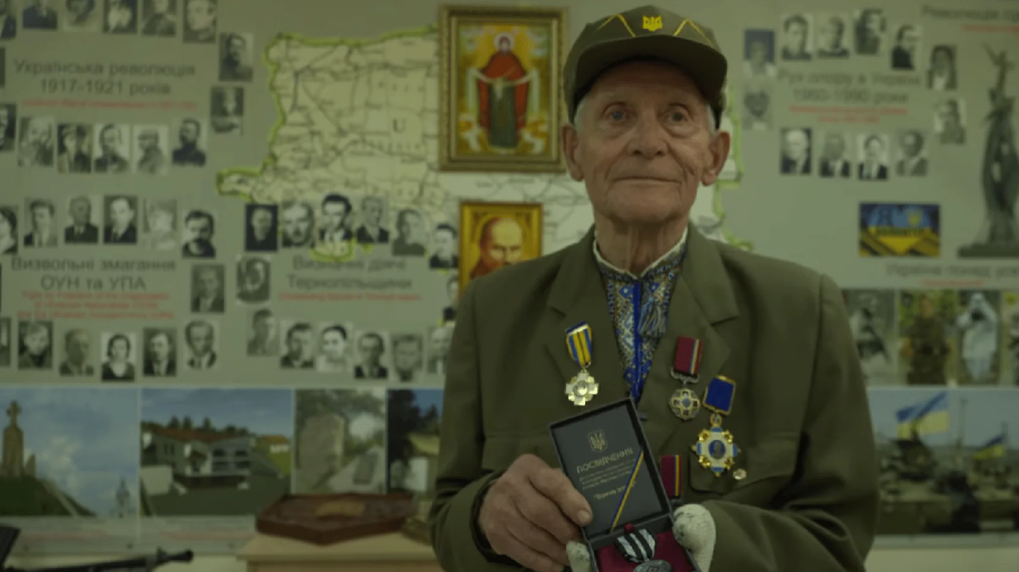 94-річний політв’язень Ігор Олещук отримав нагороду від ССО (відео) ➤ Prozoro.net.ua