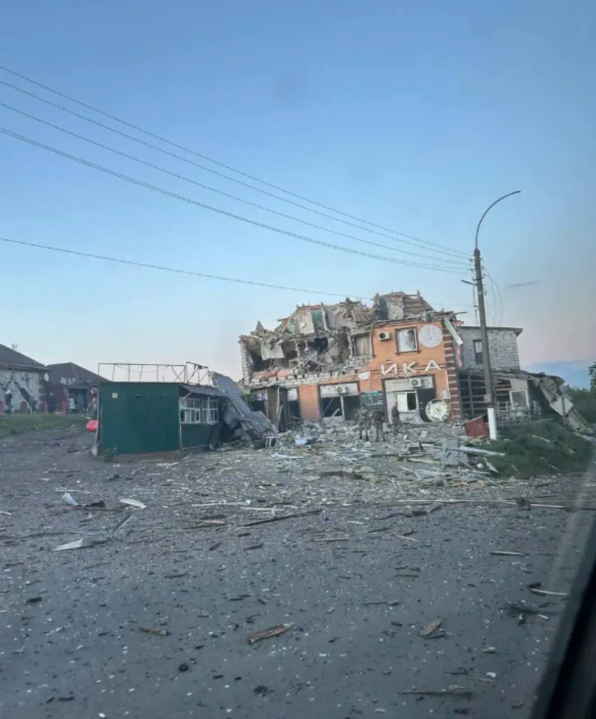 Росіяни,Удар по штабу окупантів у Рильську,курська область,Рильськ Росіяни Удар по штабу окупантів у Рильську