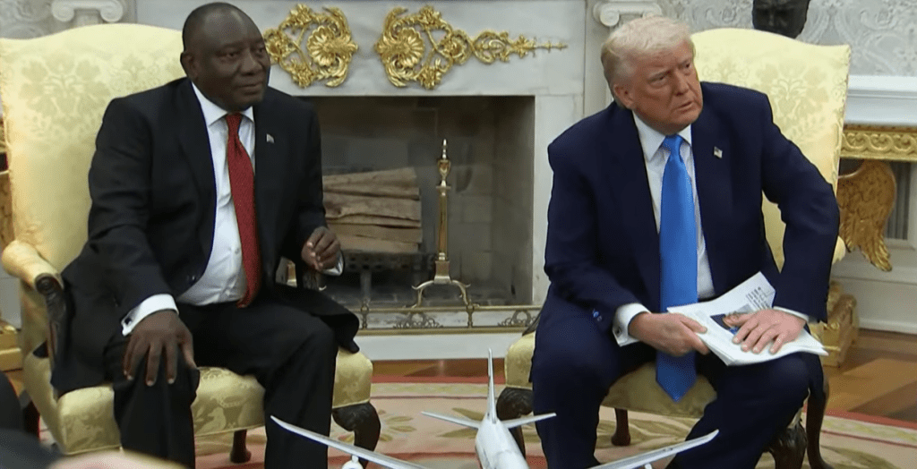 Трамп,Сиріл Рамафоса,Зустріч Трампа і Рамафоси,геноцид білих Трамп Зустріч Трампа і Рамафоси