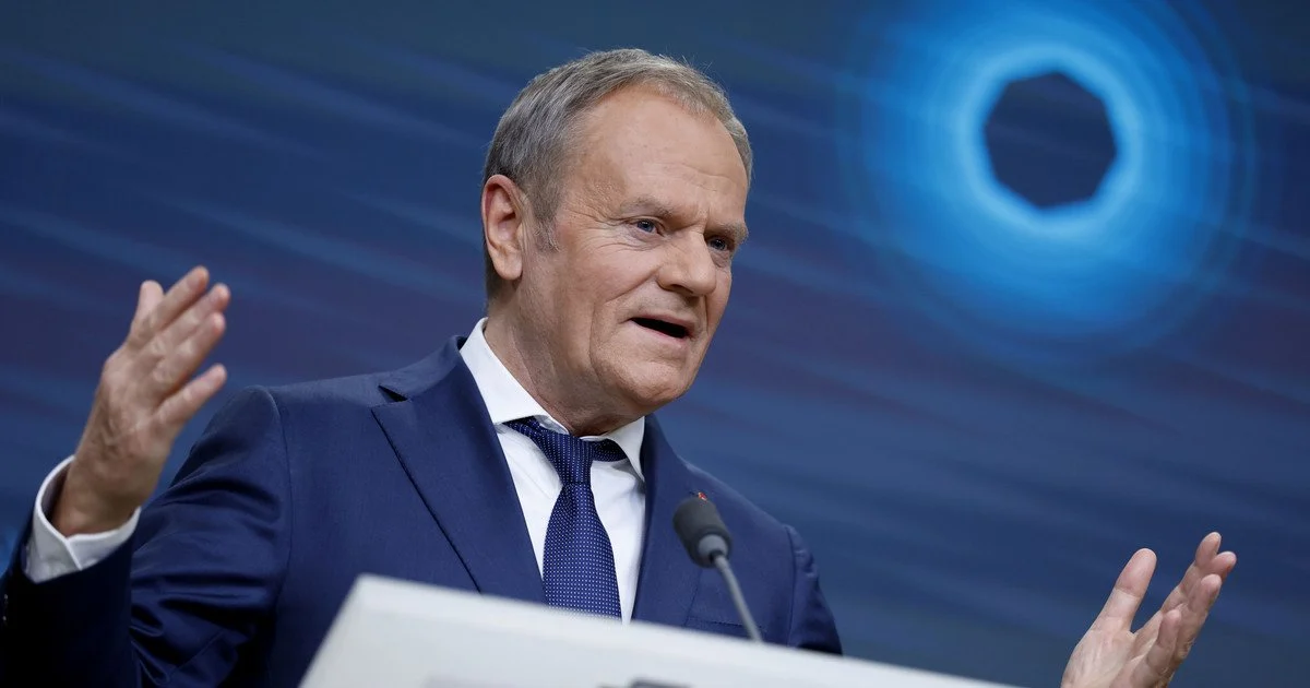 Пожежа у Варшаві — справа рук РФ: Туск звинуватив російські спецслужби у підпалі ТЦ