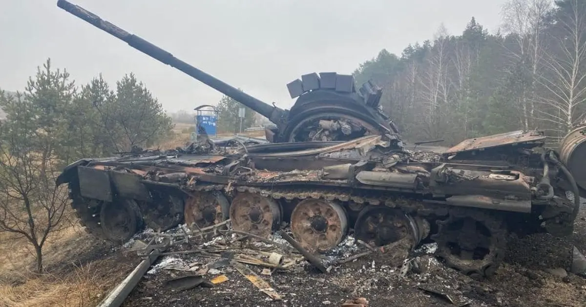 Карта ударів по окупантах за півтора місяця: під вогнем заводи, аеродроми, збройні склади 