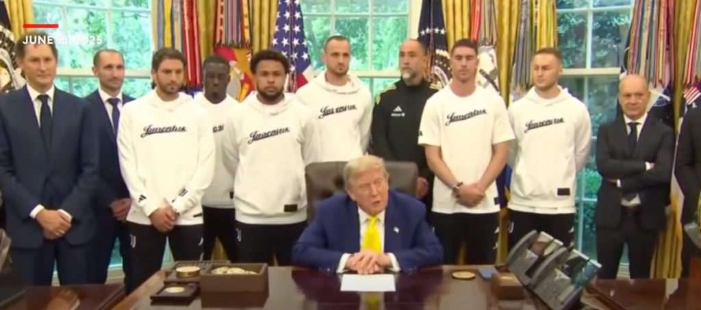 Трамп,Дональд Трамп і представники Ювентуса,Меми про Трампа і футболістів Ювентуса,Ювентус Трамп Дональд Трамп і представники Ювентуса