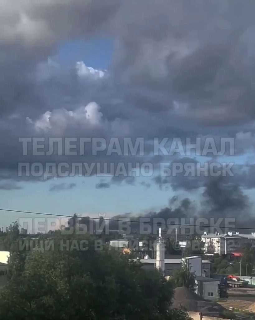 Дрони ГУР,Удар по складах з паливом у Брянську,1061 центру МТЗ Росії Дрони ГУР Удар по складах з паливом у Брянську