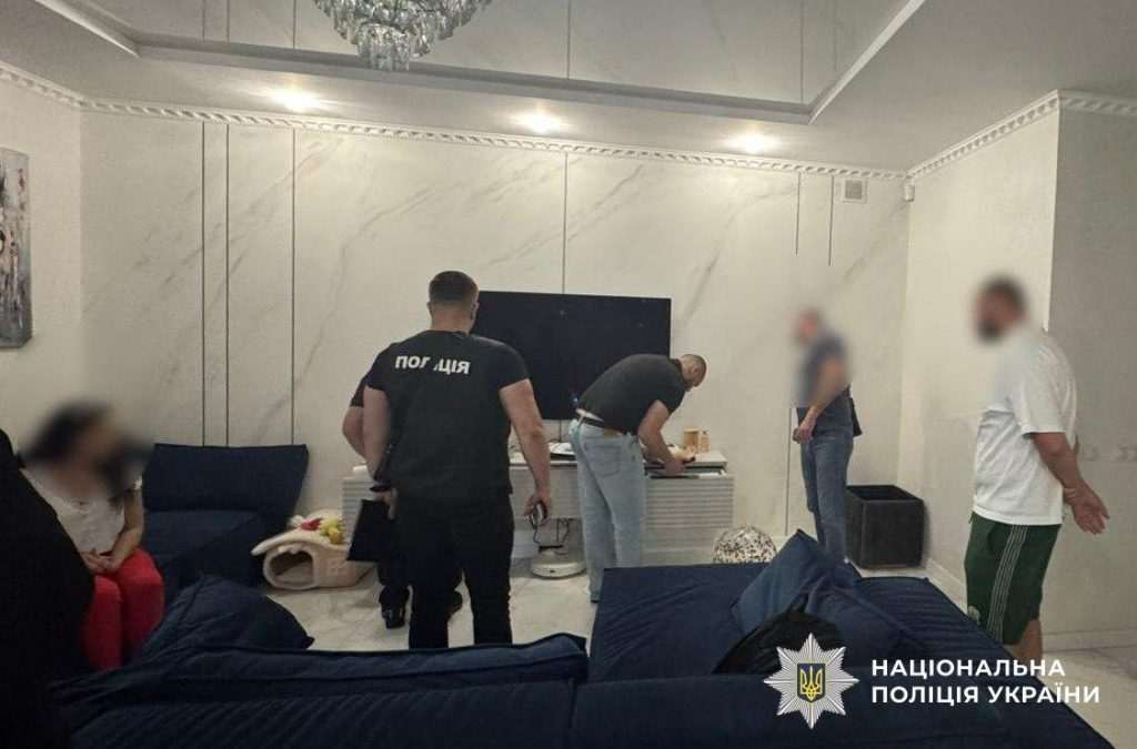 Шахрайство Назарія Гусакова,Обшуки у справі Гусакова,У чому звинувачують Назарія Гусакова,назарій гусаков Шахрайство Назарія Гусакова Обшуки у справі Гусакова