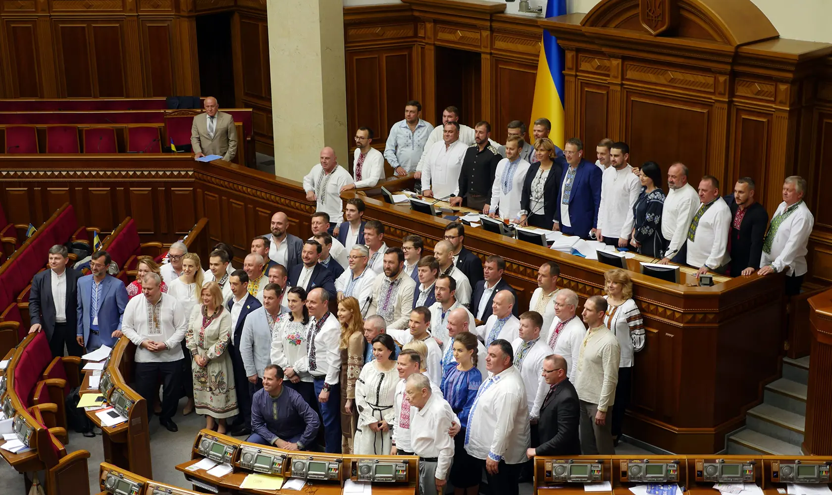 Понад половина нардепів не сплачують штрафи: хто найбільше заборгував державі