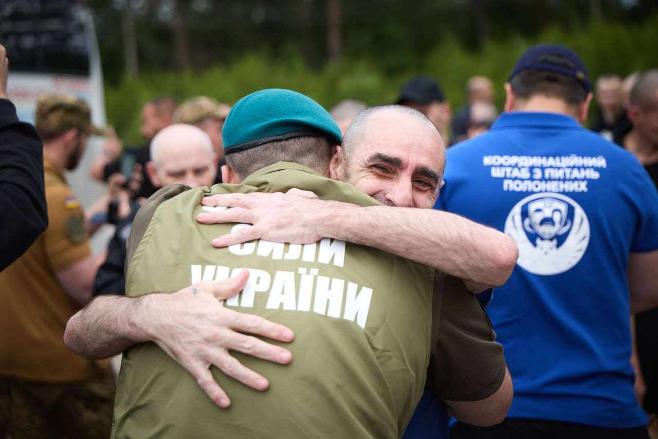 Новий обмін полоненими: частину звільнених українських воїнів вважали зниклими  