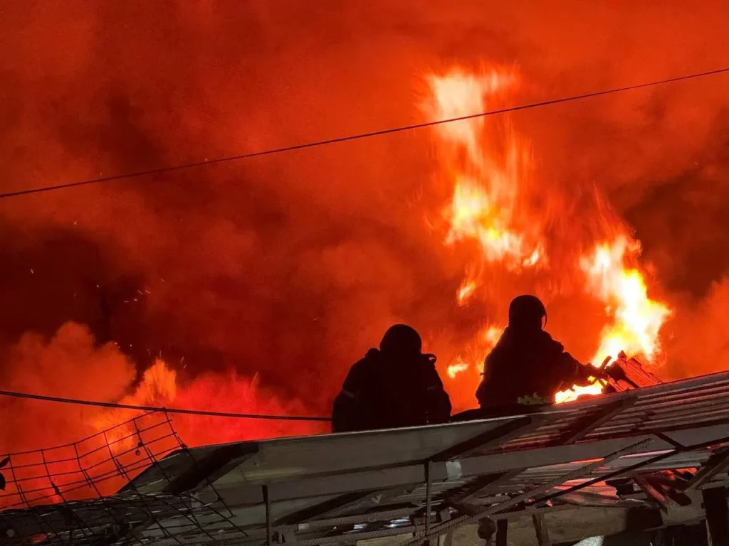 атака БПЛА на Одесу,ударні дрони,Одеса,житлові будинки,Геннадій Труханов атака БПЛА на Одесу Росіяни атакували Одесу дронами